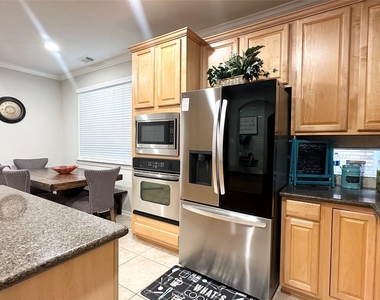 17815 Gables Bend Drive - Photo Thumbnail 7