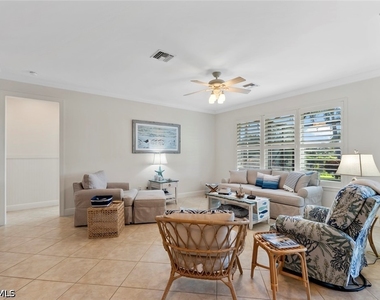 5868 Constitution Street - Photo Thumbnail 3