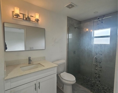 4720 29th Street Sw - Photo Thumbnail 5