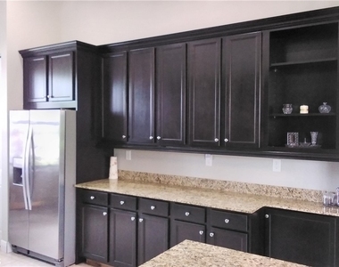 5263 Ferrari Avenue - Photo Thumbnail 6