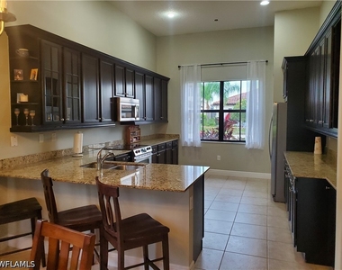 5263 Ferrari Avenue - Photo Thumbnail 2