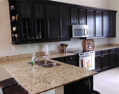 5263 Ferrari Avenue - Photo Thumbnail 5