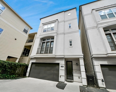 1716 Stuart Street - Photo Thumbnail 2
