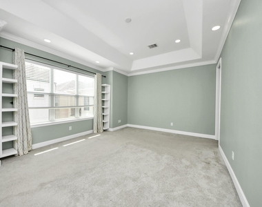 1716 Stuart Street - Photo Thumbnail 23