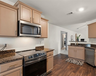 2417 Nautica Terrace Drive - Photo Thumbnail 5