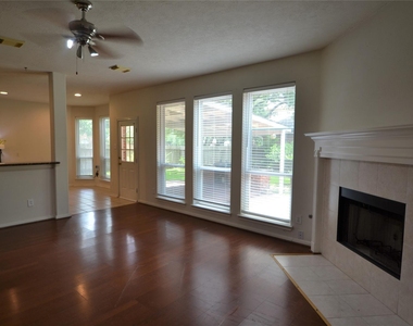 12110 Laurel Court - Photo Thumbnail 2
