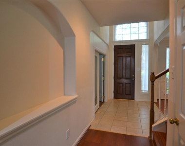 12110 Laurel Court - Photo Thumbnail 6
