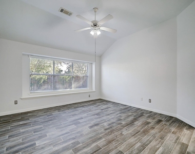 17407 Winfield Square - Photo Thumbnail 20