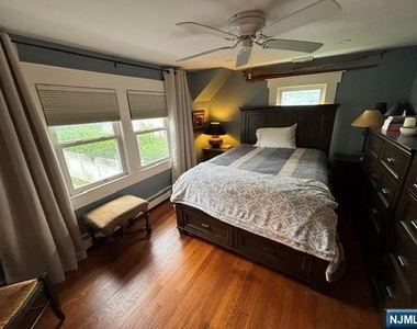 51 Sheridan - Photo Thumbnail 6