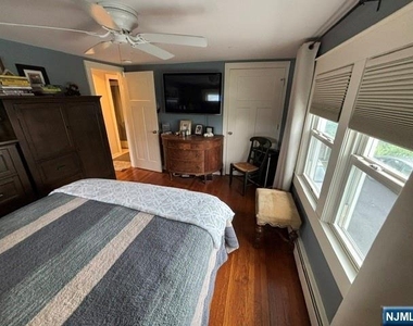 51 Sheridan - Photo Thumbnail 7