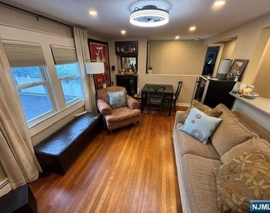 51 Sheridan - Photo Thumbnail 2
