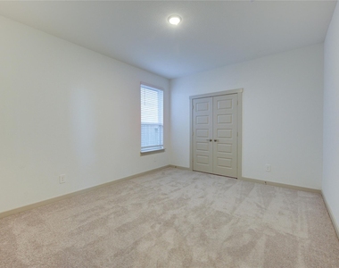 29258 Pikes Peak Drive - Photo Thumbnail 18