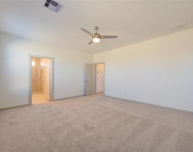 29258 Pikes Peak Drive - Photo Thumbnail 24