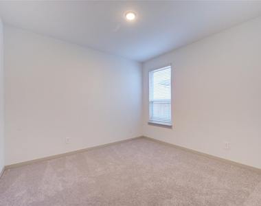 29258 Pikes Peak Drive - Photo Thumbnail 20