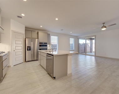 29258 Pikes Peak Drive - Photo Thumbnail 6