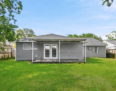 5413 Vae Drive - Photo Thumbnail 14
