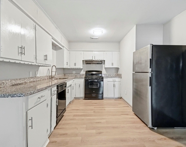 5413 Vae Drive - Photo Thumbnail 7