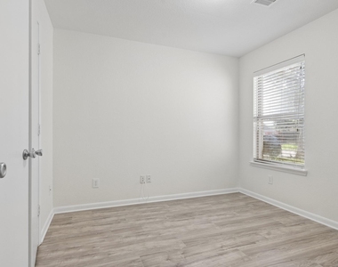 2658 Skyview Downs Drive - Photo Thumbnail 18