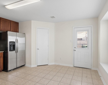 2658 Skyview Downs Drive - Photo Thumbnail 9