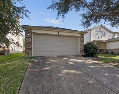 2658 Skyview Downs Drive - Photo Thumbnail 2