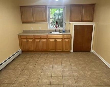 74 Roosevelt - Photo Thumbnail 17