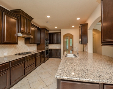 23610 Esperia Street - Photo Thumbnail 2