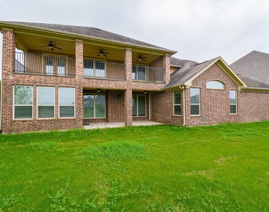 23610 Esperia Street - Photo Thumbnail 32