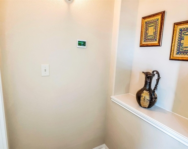 8807 Seguin Cove Lane - Photo Thumbnail 13