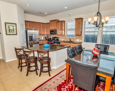 8807 Seguin Cove Lane - Photo Thumbnail 5