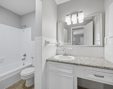 201 Emerson Street - Photo Thumbnail 9