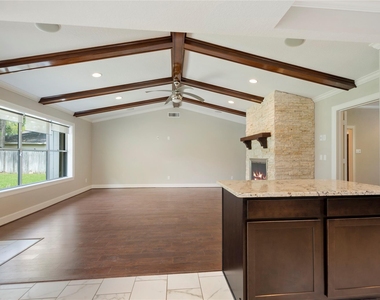 4023 Bayou Grove Drive - Photo Thumbnail 11