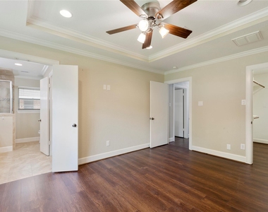 4023 Bayou Grove Drive - Photo Thumbnail 20