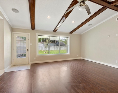 4023 Bayou Grove Drive - Photo Thumbnail 15