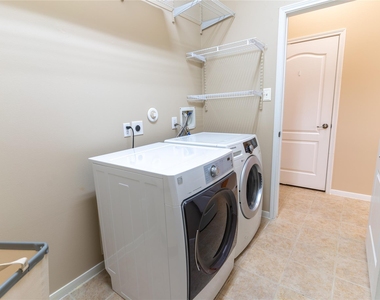 16123 Hitching Post Court - Photo Thumbnail 21
