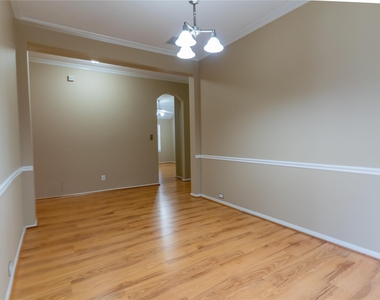 16123 Hitching Post Court - Photo Thumbnail 5