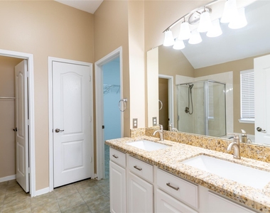 16123 Hitching Post Court - Photo Thumbnail 14