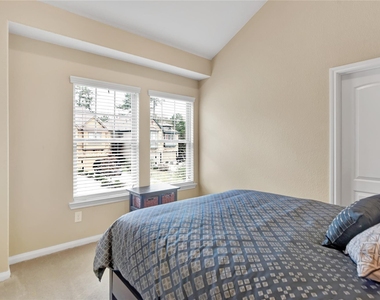 21 Cheswood Manor Drive - Photo Thumbnail 19