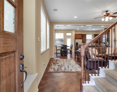 21 Cheswood Manor Drive - Photo Thumbnail 1