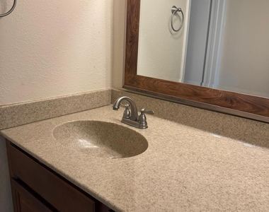 12900 Walden Road - Photo Thumbnail 30