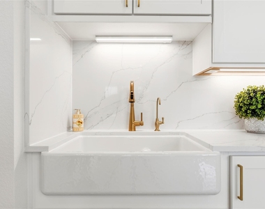 541 Sprigtail Drive - Photo Thumbnail 9