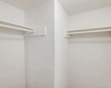 519 W Main - Photo Thumbnail 8