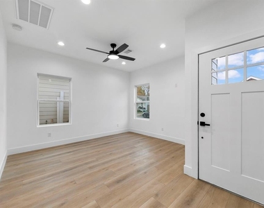 2803 Nettleton Street - Photo Thumbnail 1