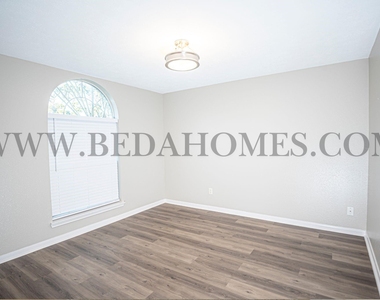 5365 Tallowwood Terrace - Photo Thumbnail 11