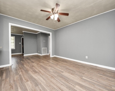 3214 Tuam Street - Photo Thumbnail 14