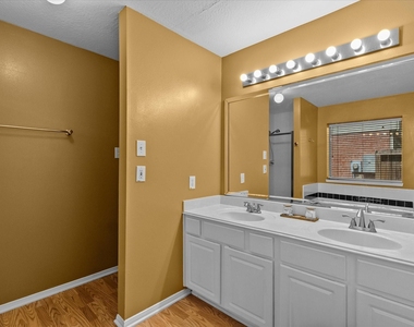 3014 Lonesome Ridge Court - Photo Thumbnail 15