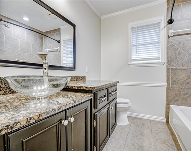 9842 Shell Rock Road - Photo Thumbnail 14
