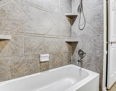 9842 Shell Rock Road - Photo Thumbnail 15