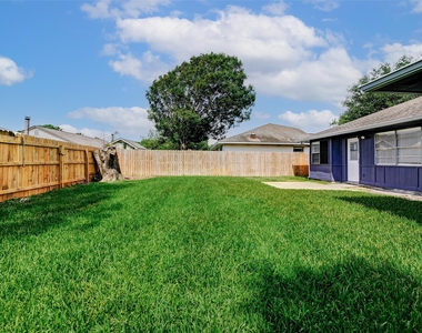 9842 Shell Rock Road - Photo Thumbnail 24