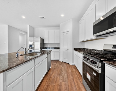 4215 Russet Elm Lane - Photo Thumbnail 19