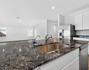4215 Russet Elm Lane - Photo Thumbnail 21